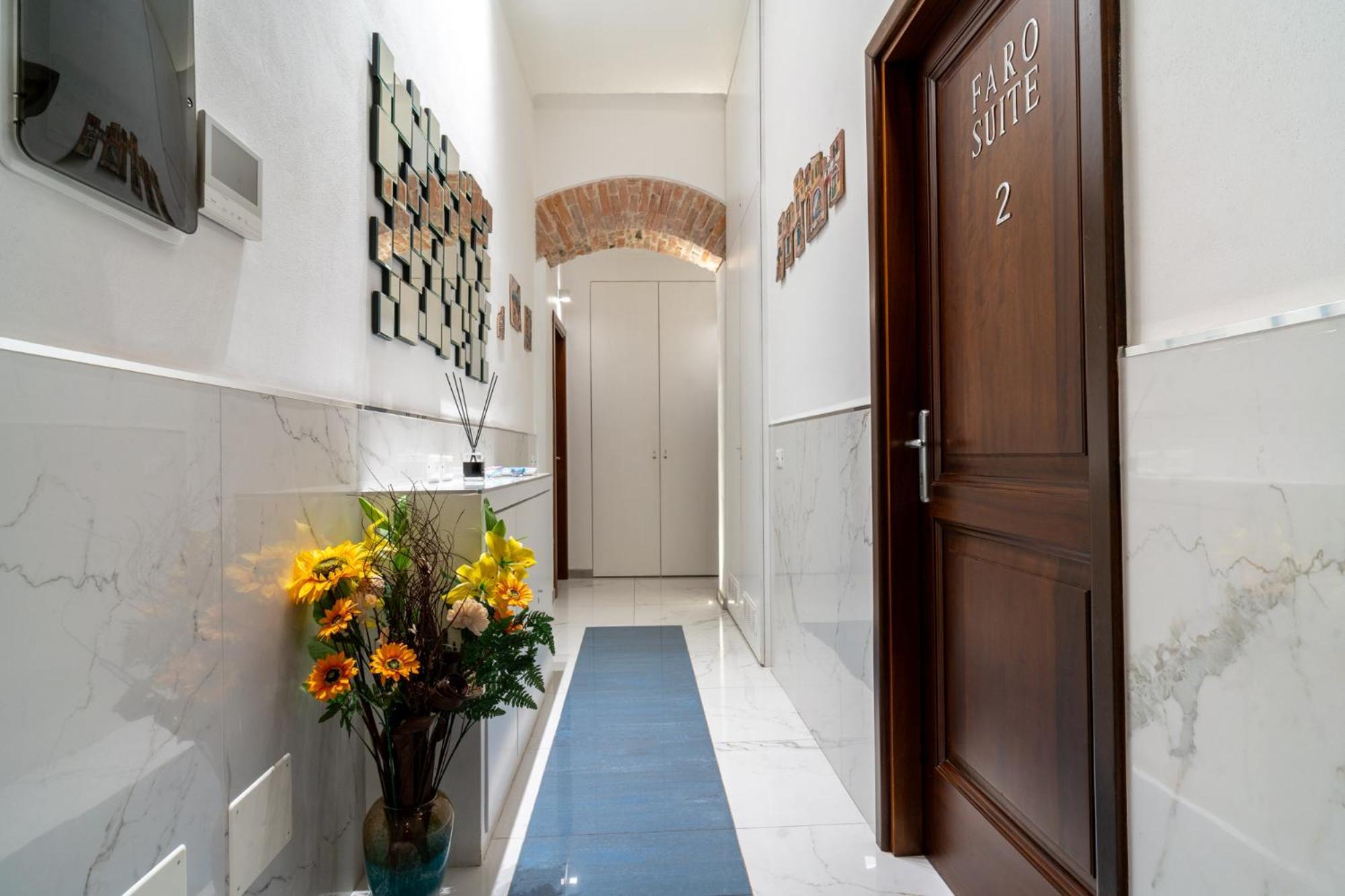 Teresa Rooms & Suites ลาสเปเซีย ภายนอก รูปภาพ